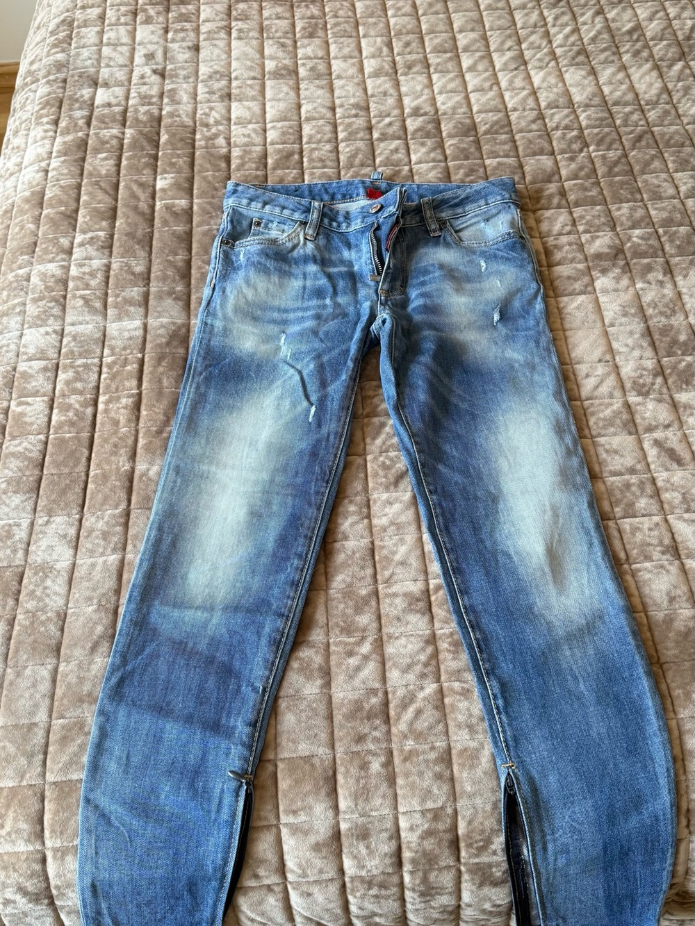 DSQUARED2 women’s Washed Blue Slim skinny Jeans
